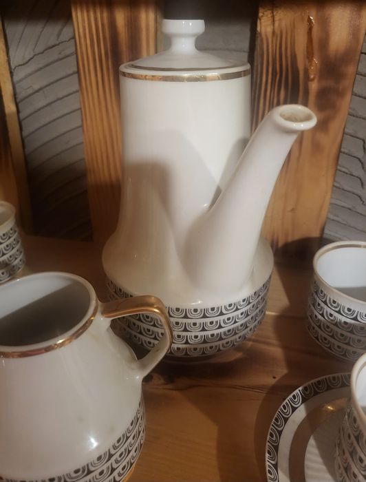 Serwis kawowy porcelana