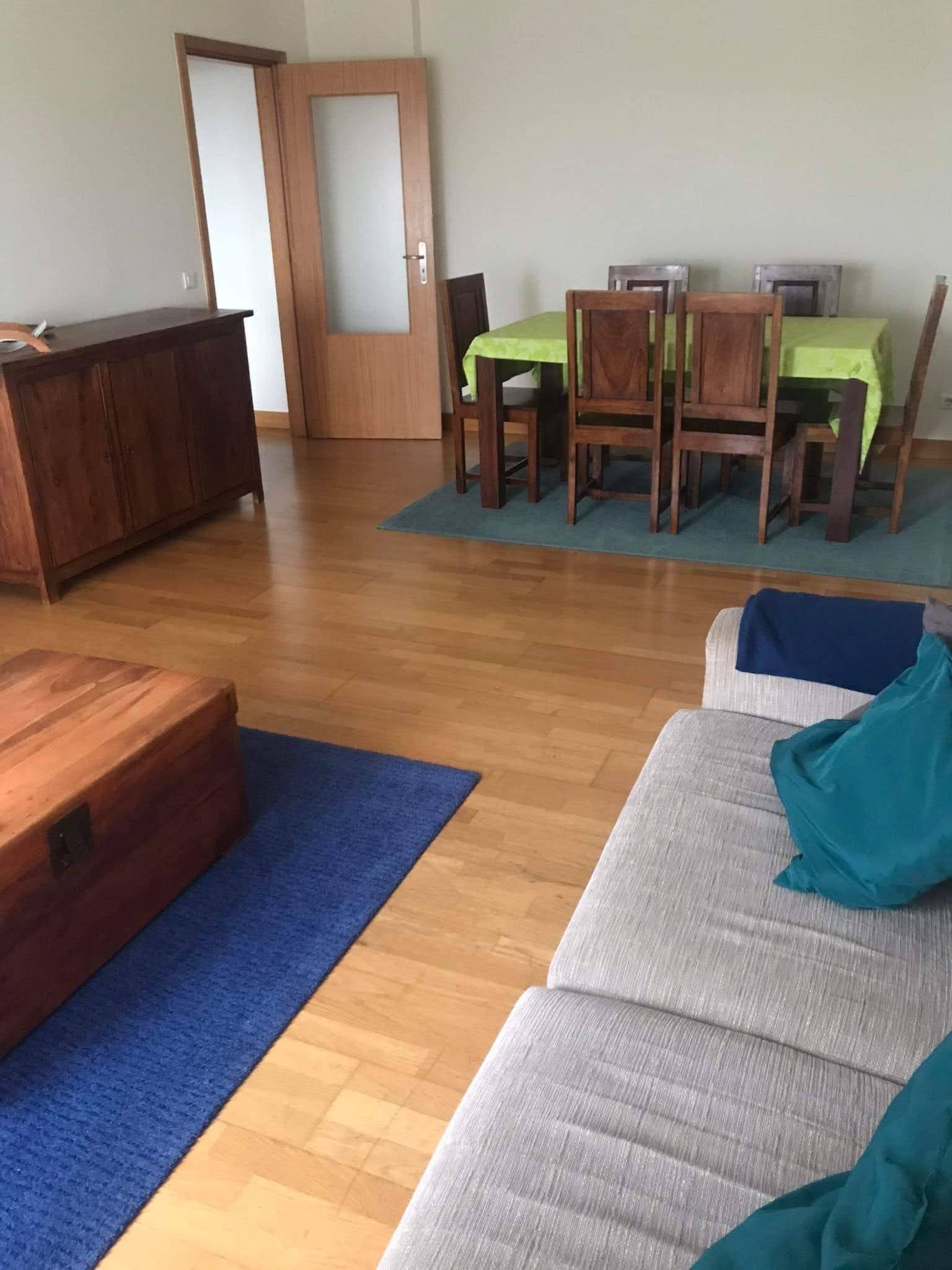 Aluga-se Quarto em frente ao ISCAP e a 10 min do Hospital São João
