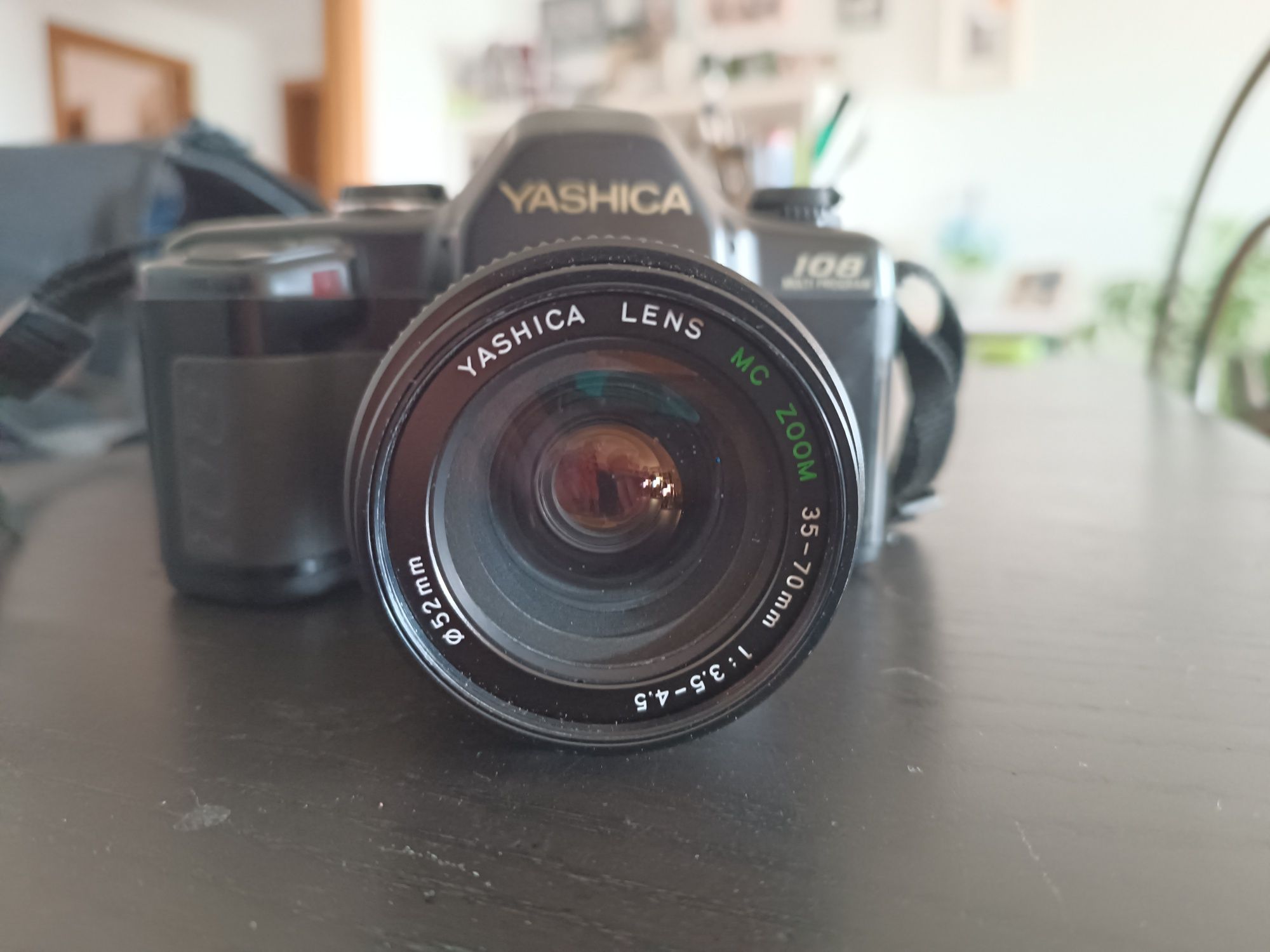 Yashica  108 SLR MULTI PROGRAM