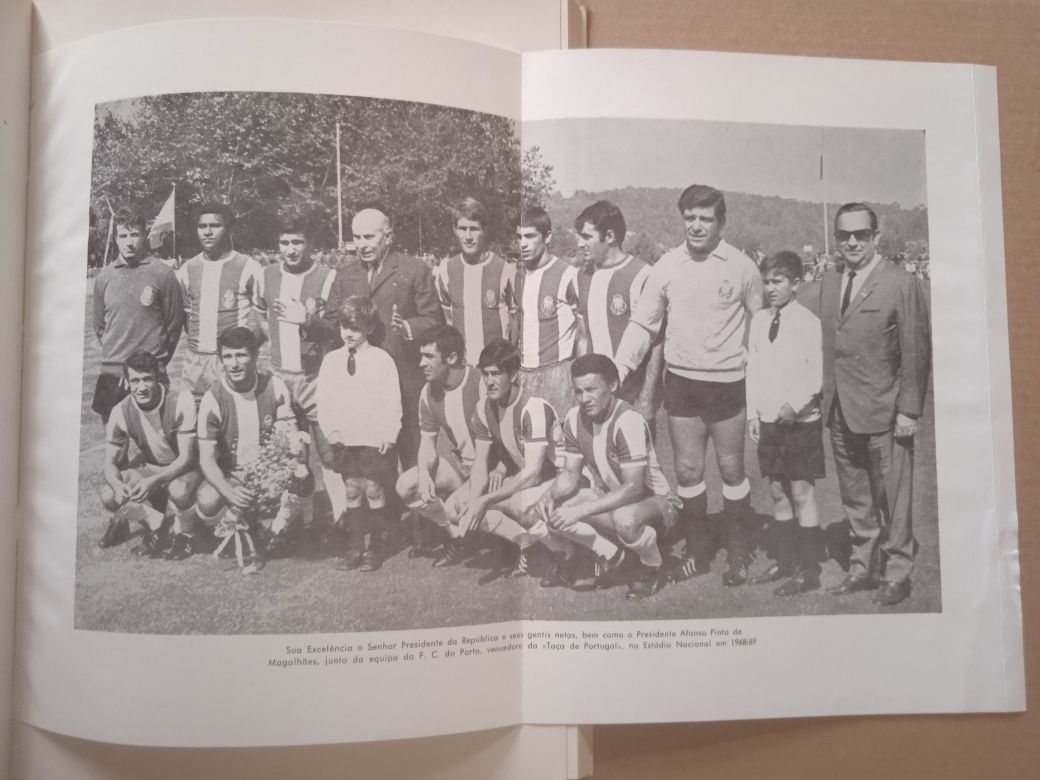 6 Anos de progresso na vida gloriosa do Futebol Clube do Porto 
6 Anos