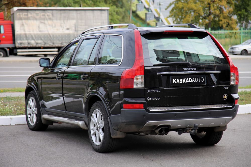 Продам Volvo XC90