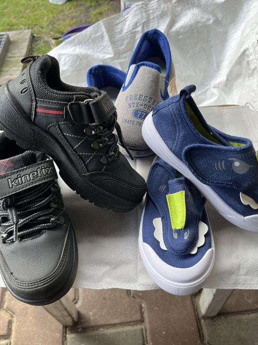 Buty ,buty do przedszkole i kapcie roz.28