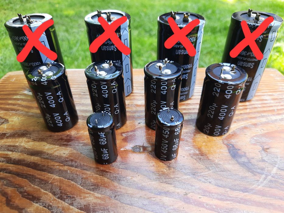 Конденсатори для імпульсних фотоспалахів