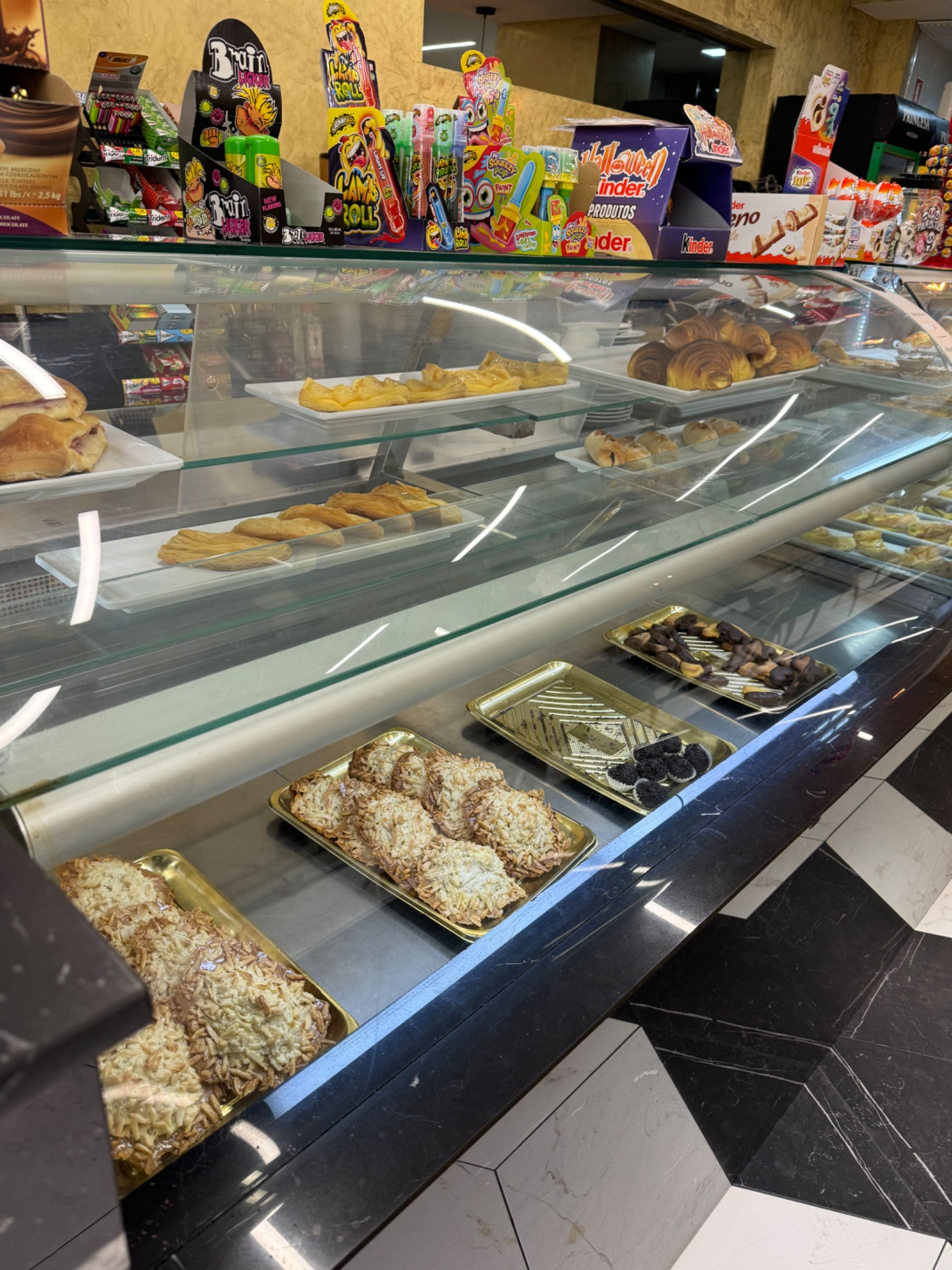 Vitrine Bolos com Frio