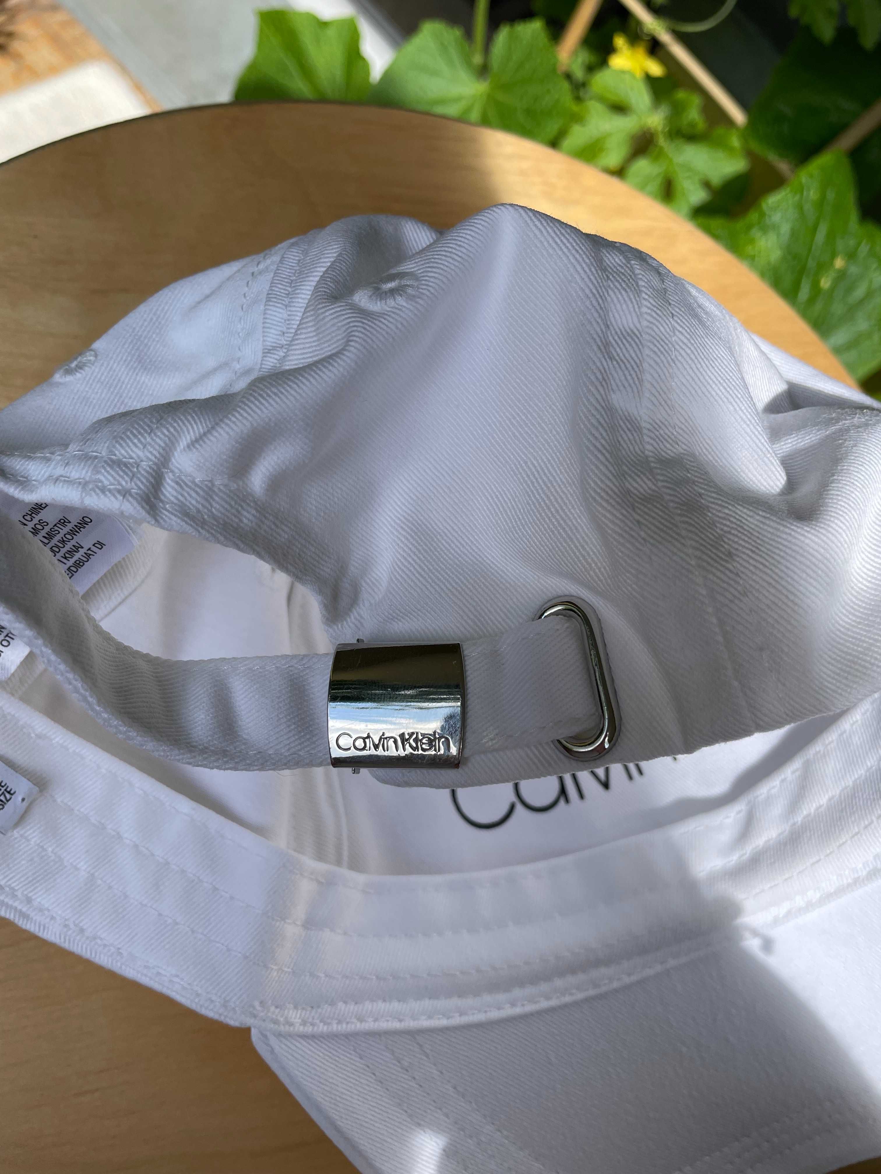 Czapka z daszkiem Calvin Klein biała