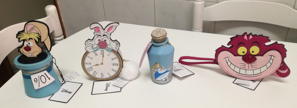 Carteiras Disney - Alice no País das Maravilhas