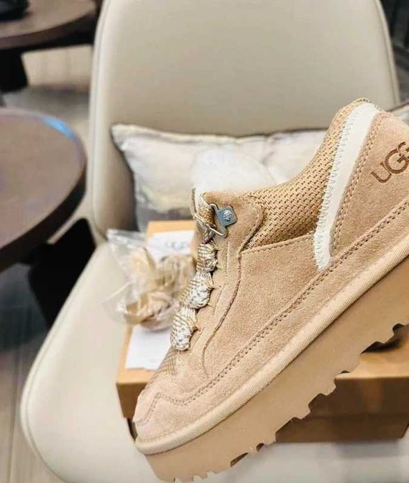 UGG Classic Ultra Boot.38