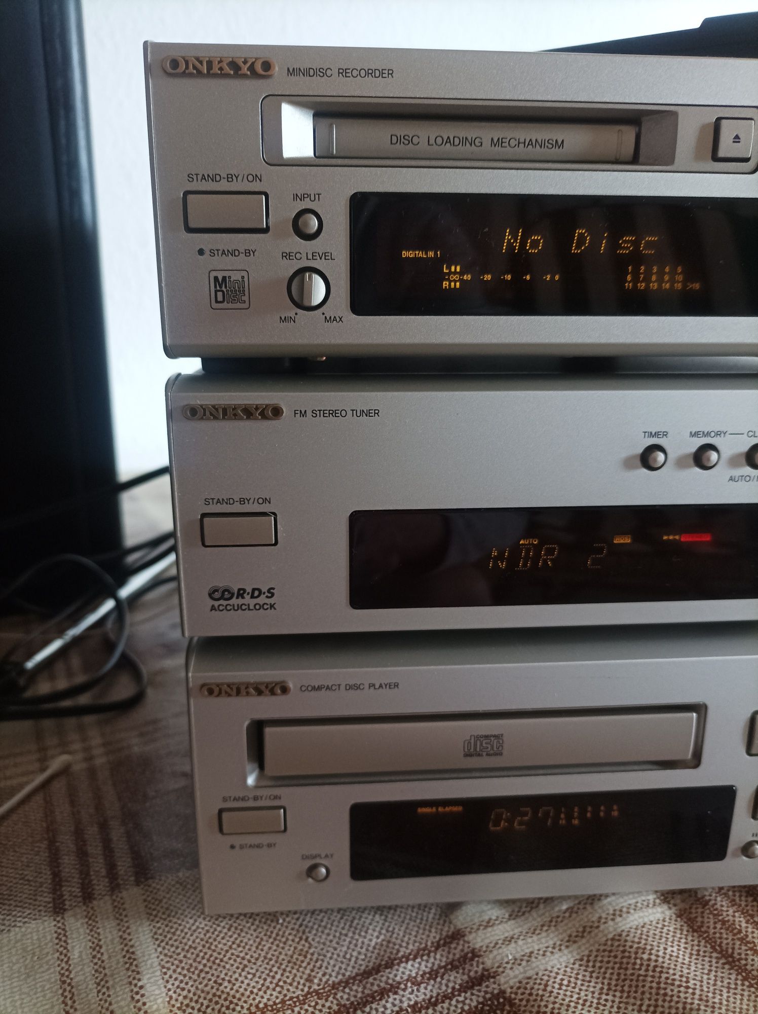 Onkyo,CD-C705,Tuner- T 405 R