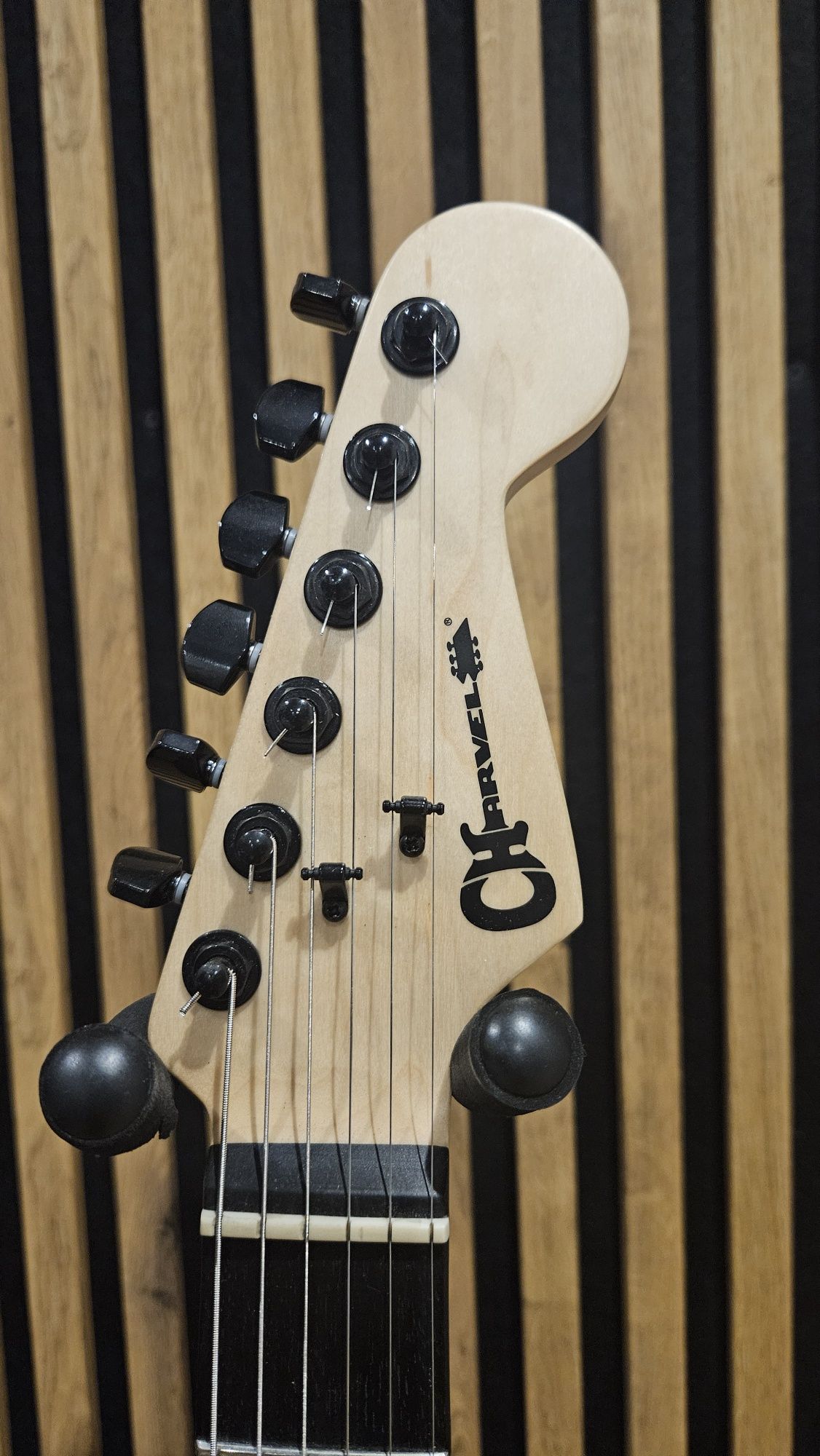 Gitara Charvel Pro-mod HT Bare Knuckle