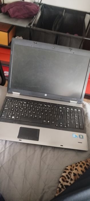 Portátil HP i5 Windows 7 pro