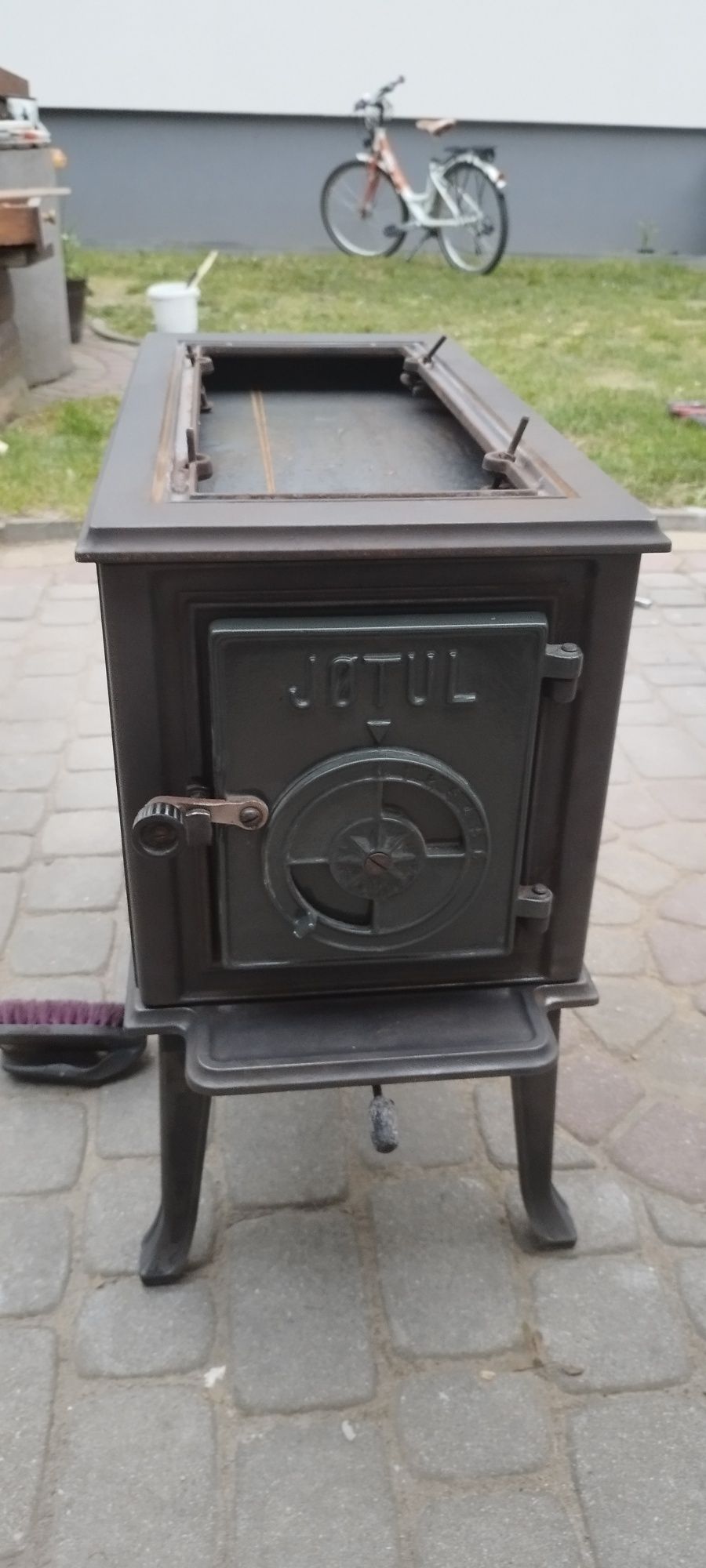 Piec koza JOTUL po przeglądzie.. bardzo wydajny.