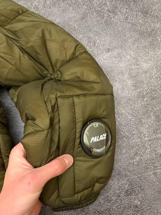 Зимовичй дутий пуховик C.P Company x Palace