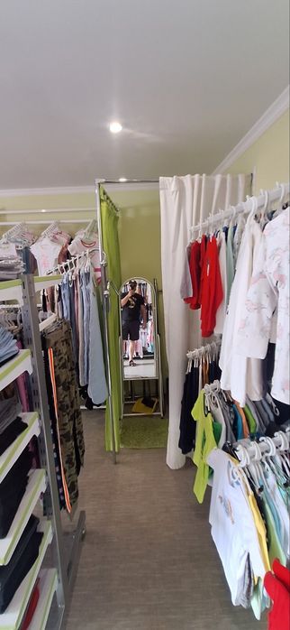 Магазин білизни і одягу для немовлят