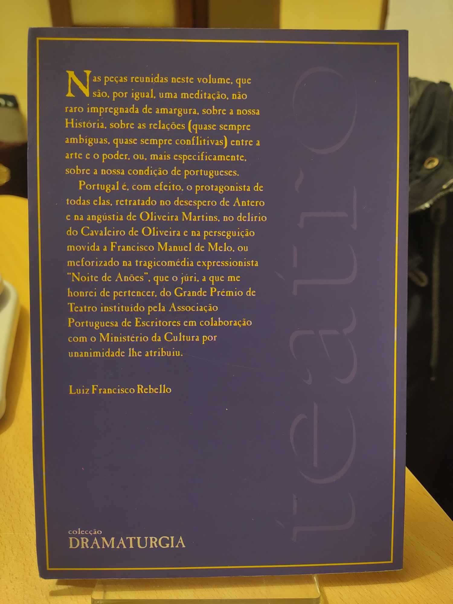 Livro “Noite de anões”