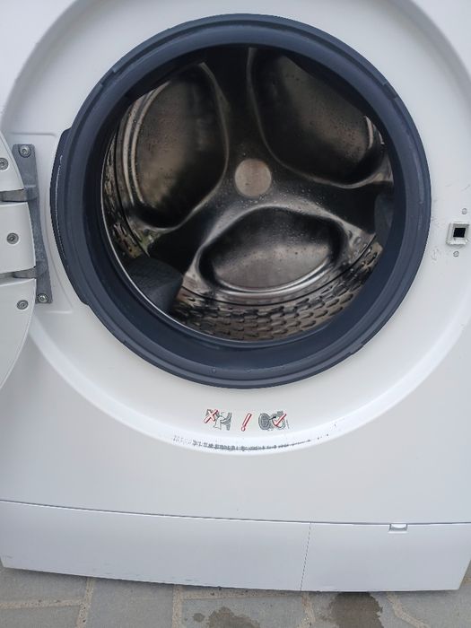 Пральна машина Bosch Logixx 8 WLT24460PL/06 з Європи.