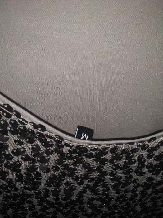 Плаття в паєтках