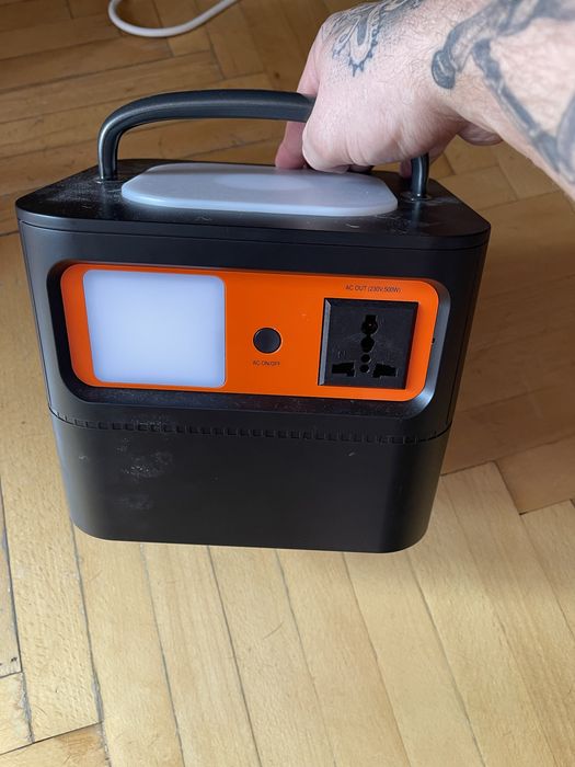 Зарядна станція Tig Fox T500 540 Wh