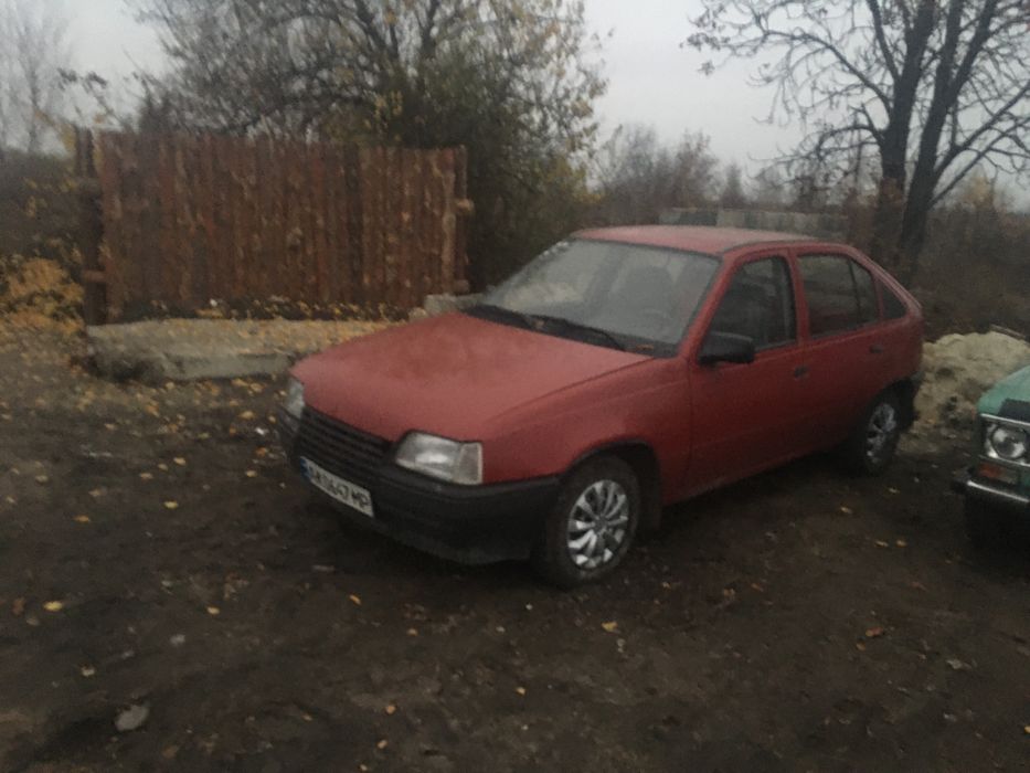 Опель кадет на уверіном ходу