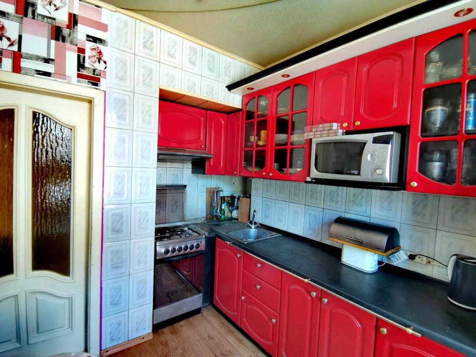 Продам 3к/кв з автономним опаленням вул.Незалежності/Титова