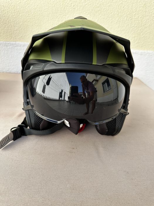 Capacete MT District