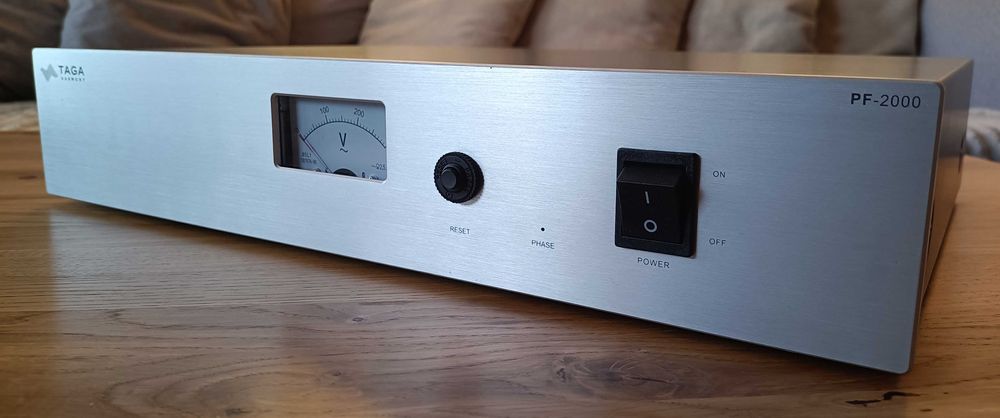 Taga Harmony PF-2000 filtr sieciowy HiFi