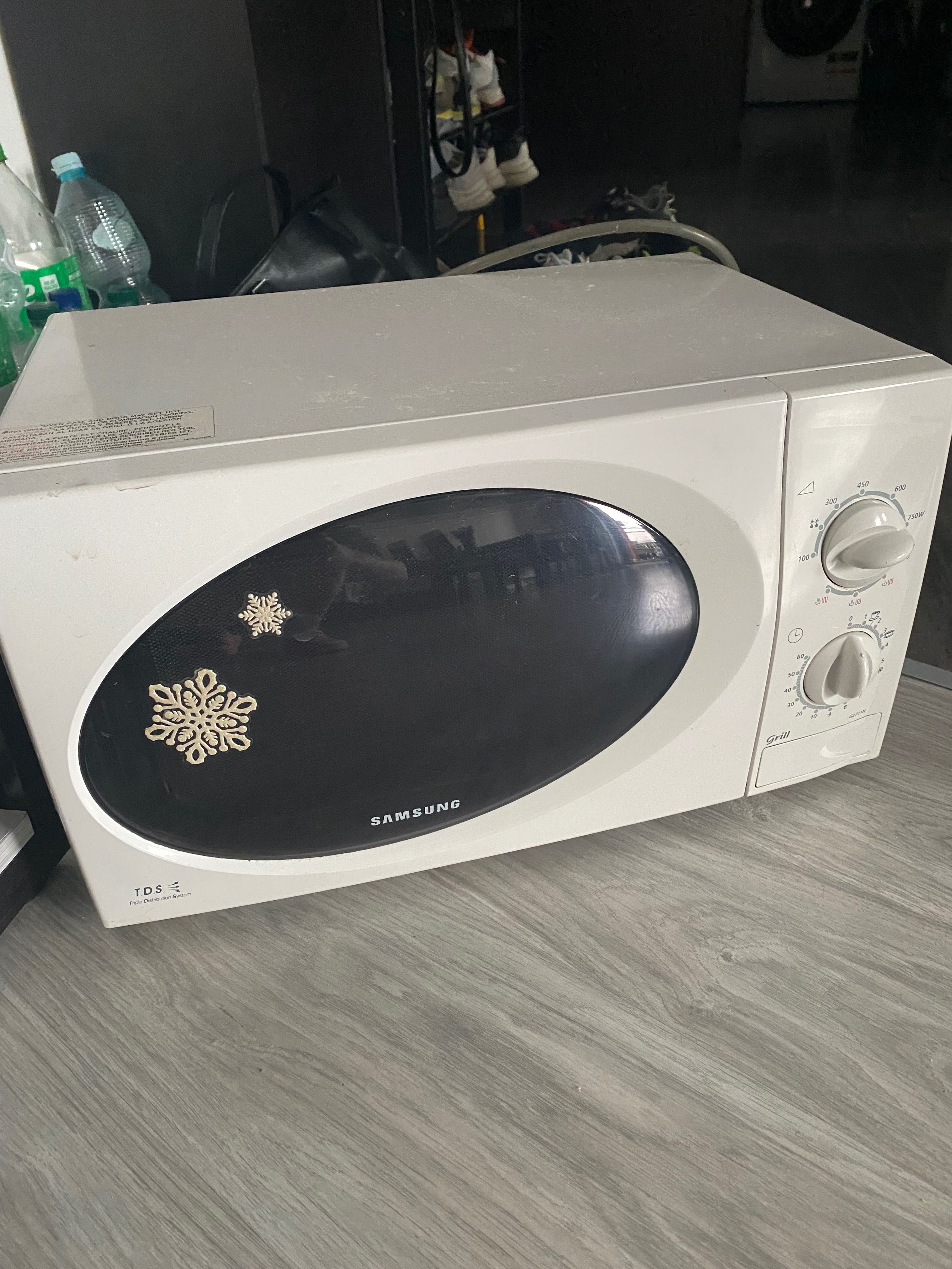 Kuchenka mikrofalowa Samsung