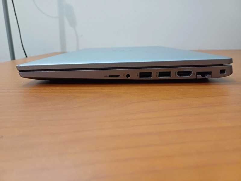Computador Portátil DELL Latitude 5520