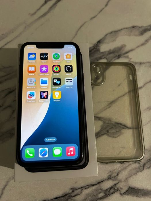 Продам айфон XR 64 гигабайт