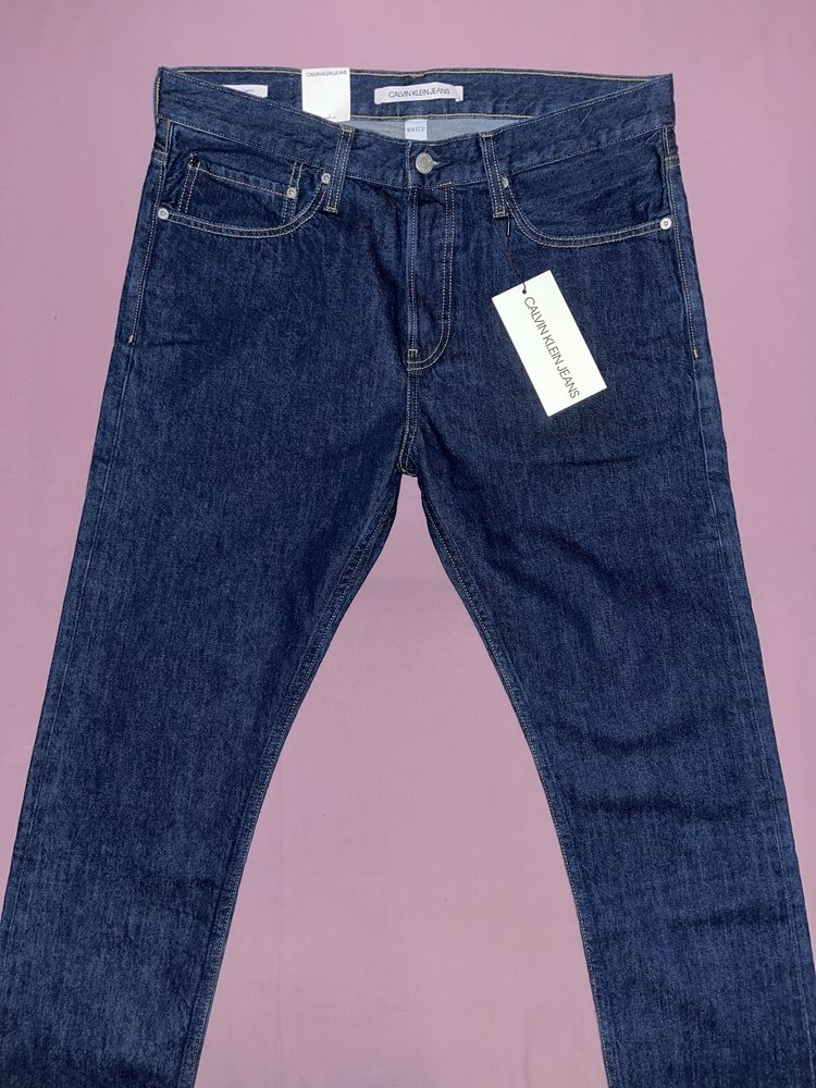 Wyprzedaż spodnie męskie Calvin Klein Jeans.