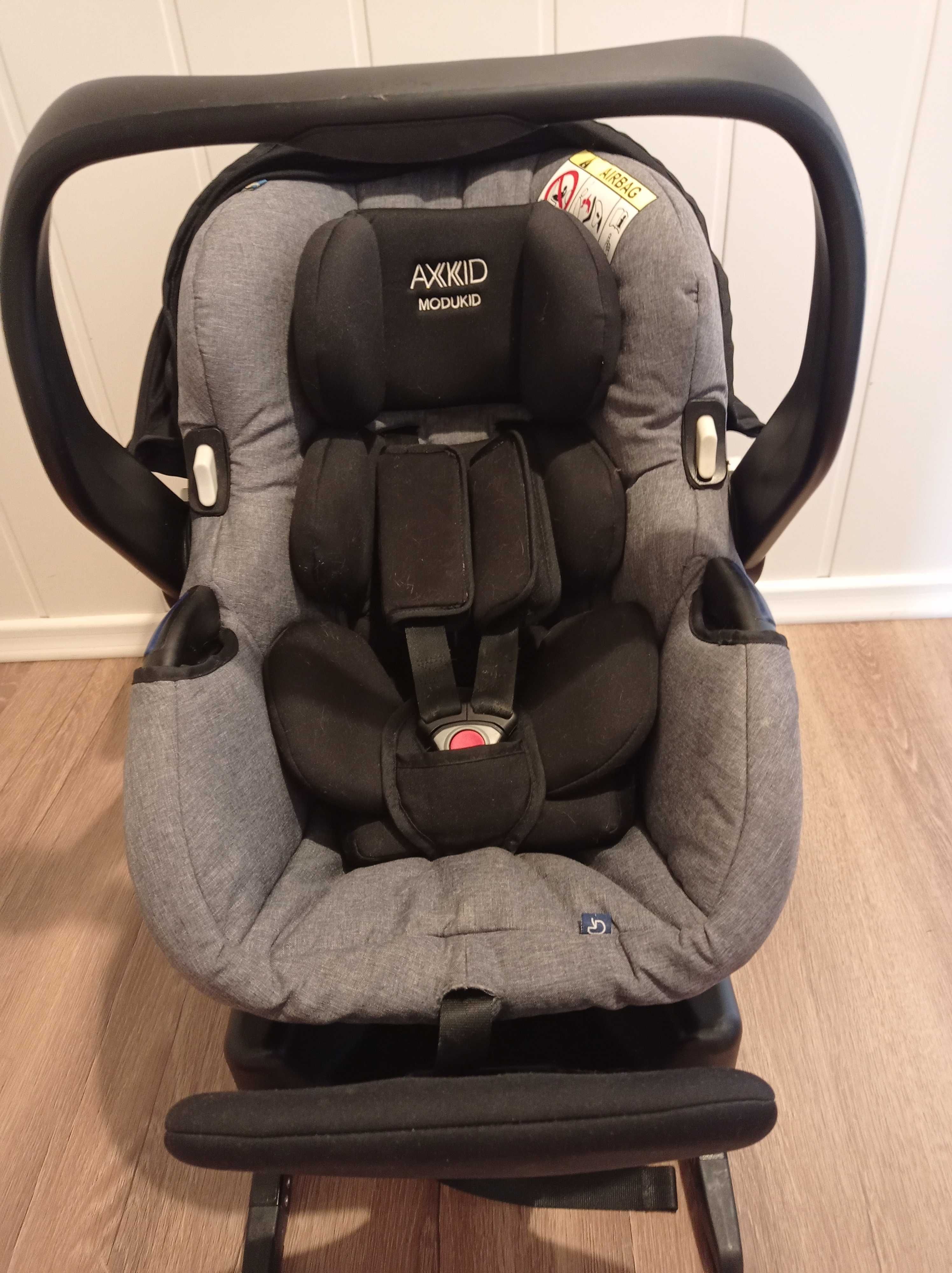 Fotelik AXKID Modukid + baza ISOFIX