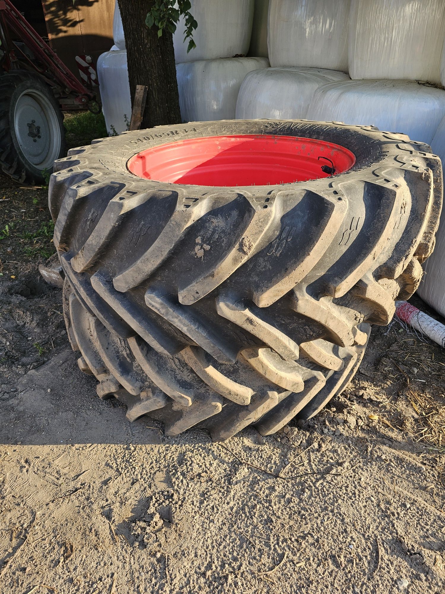 Koła bkt 520/85-46r