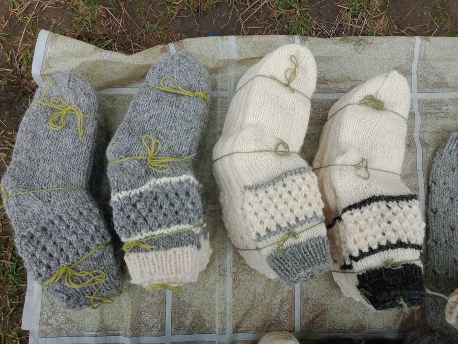 Продам капці та рукавицв