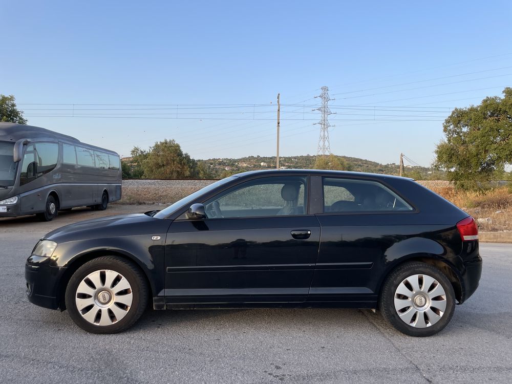 Audi A3  1600 cc