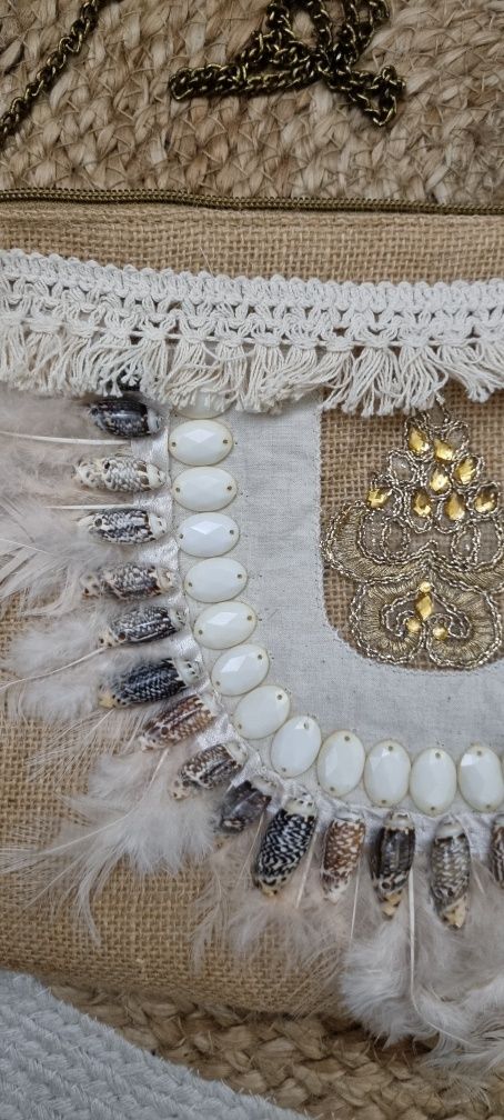 Mala com detalhes