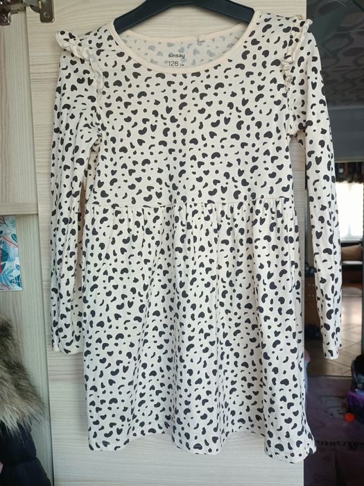 Sukienka dziewczęca rozmiar 128