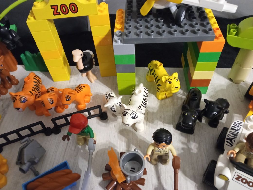 Lego Duplo zestaw Zoo XXL - 60 zwierzątek
