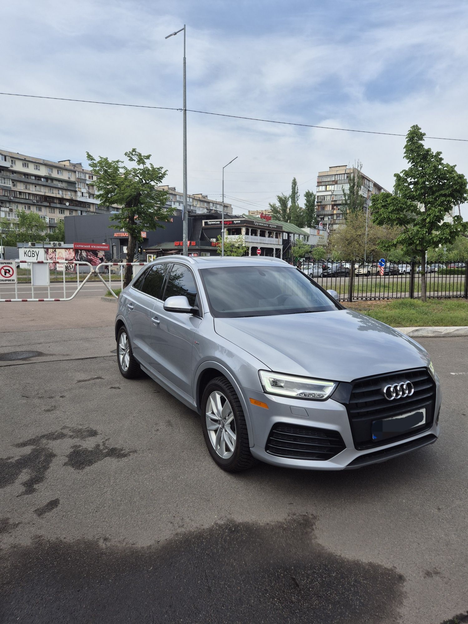 Audi Q3 2017 Premium Plus