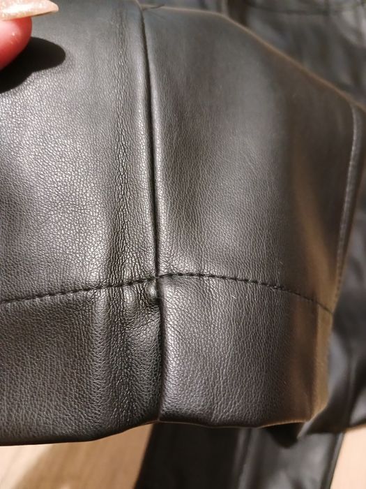 Брюки з екошкіри