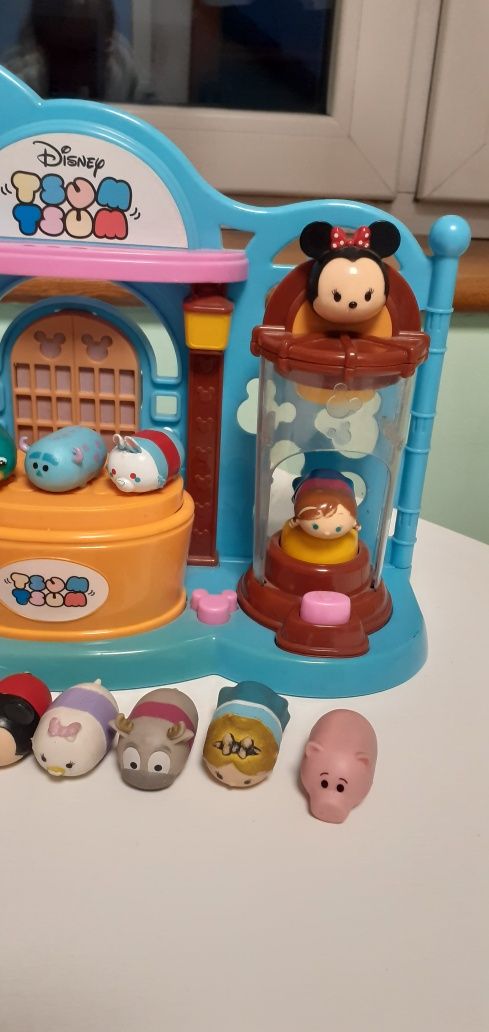 Domek z figurkami tsum tsum