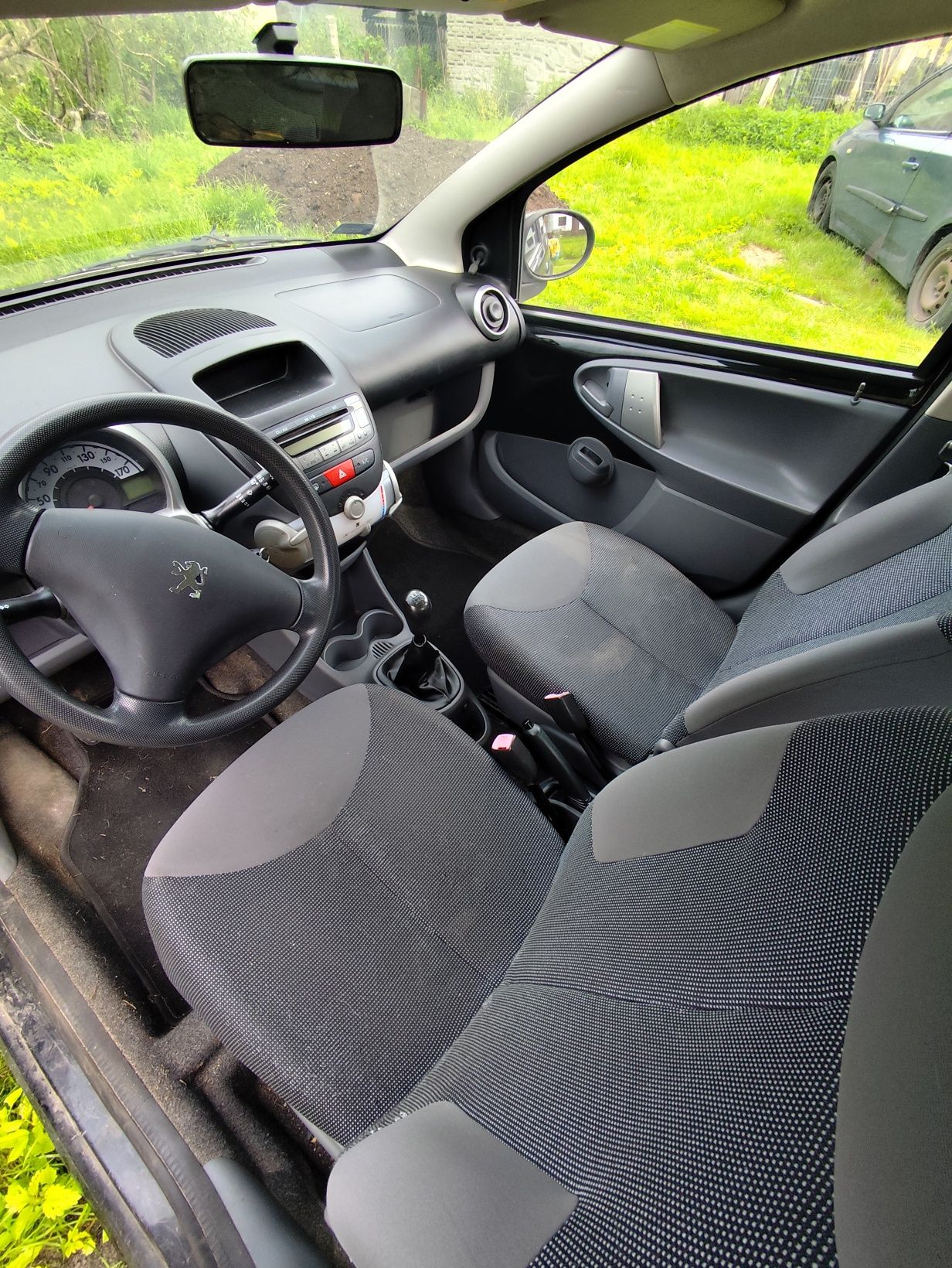 Peugeot 107 uszkodzony