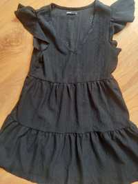 Czarna sukienka Cropp r.M