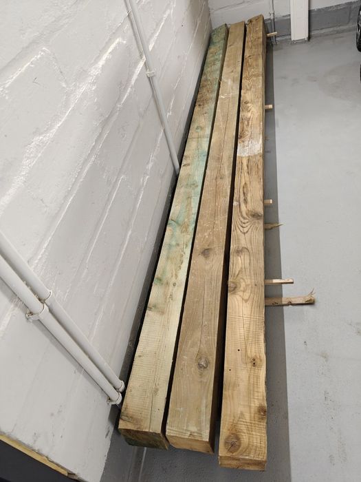 Kantówka 115cmx115cmx300cm