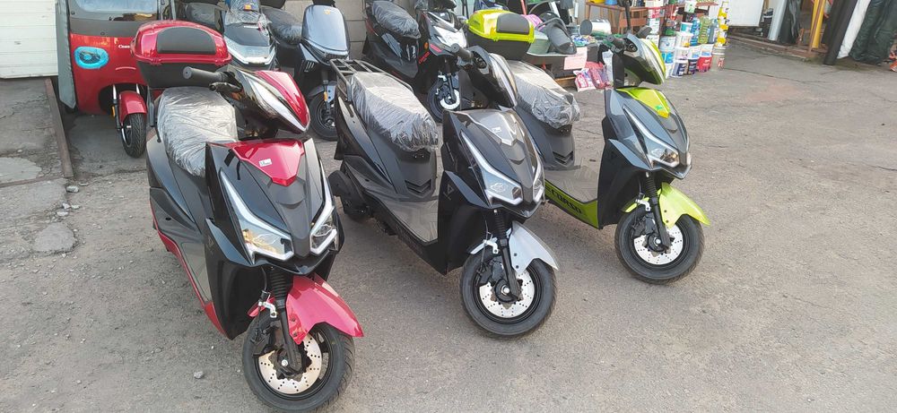 Електроскутер Corso Jogger 1500w\75v\25Ah.
