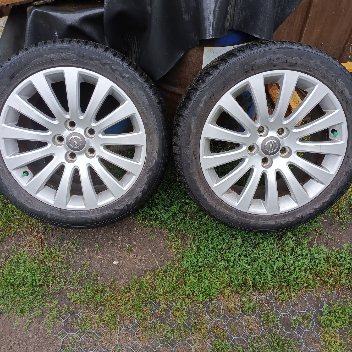 Koła 18" Opel Insignia opony Nokian Wielosezonowe