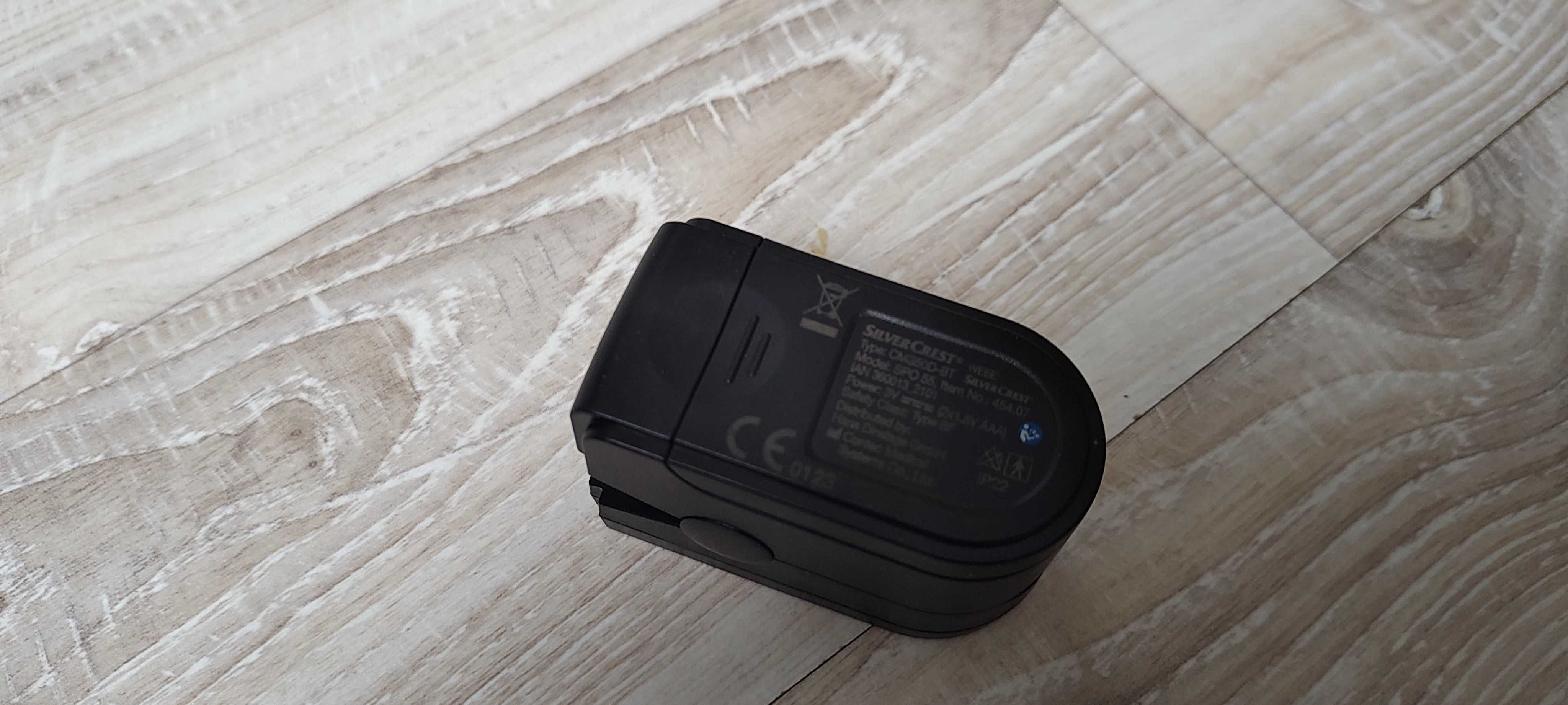 Silvercrest pulsoksymetr z bluetooth aplikacją i etui