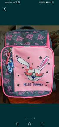 Рюкзак шкільний для дівчаток.