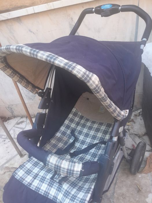 Carrinho bebe + banheira bebe 20€
