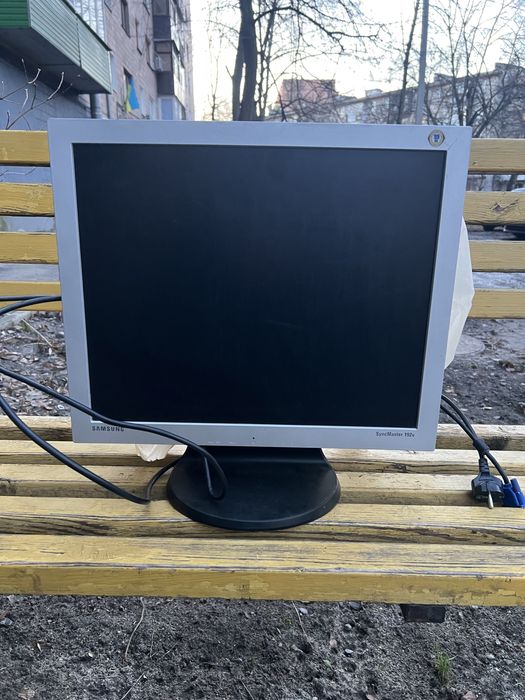 Монитор Samsung