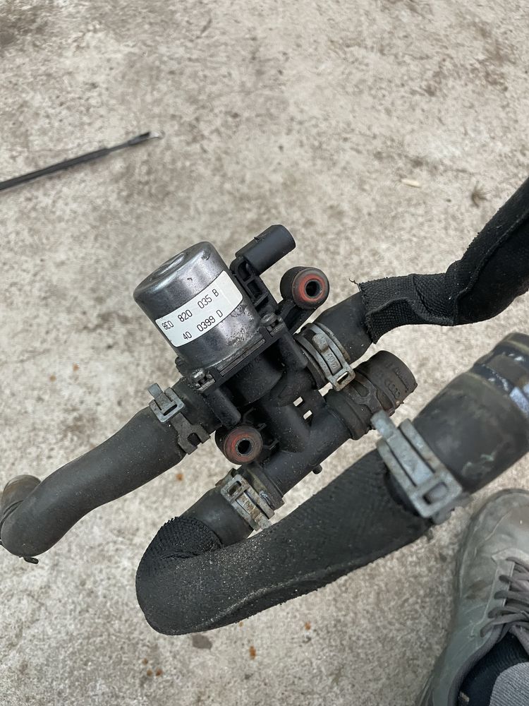 Elektrozawor audi a6c6  zawor nagrzewnicy 8e0.820.035b audi s4 b7