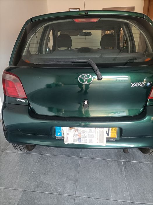 Toyota yiares ano 2000